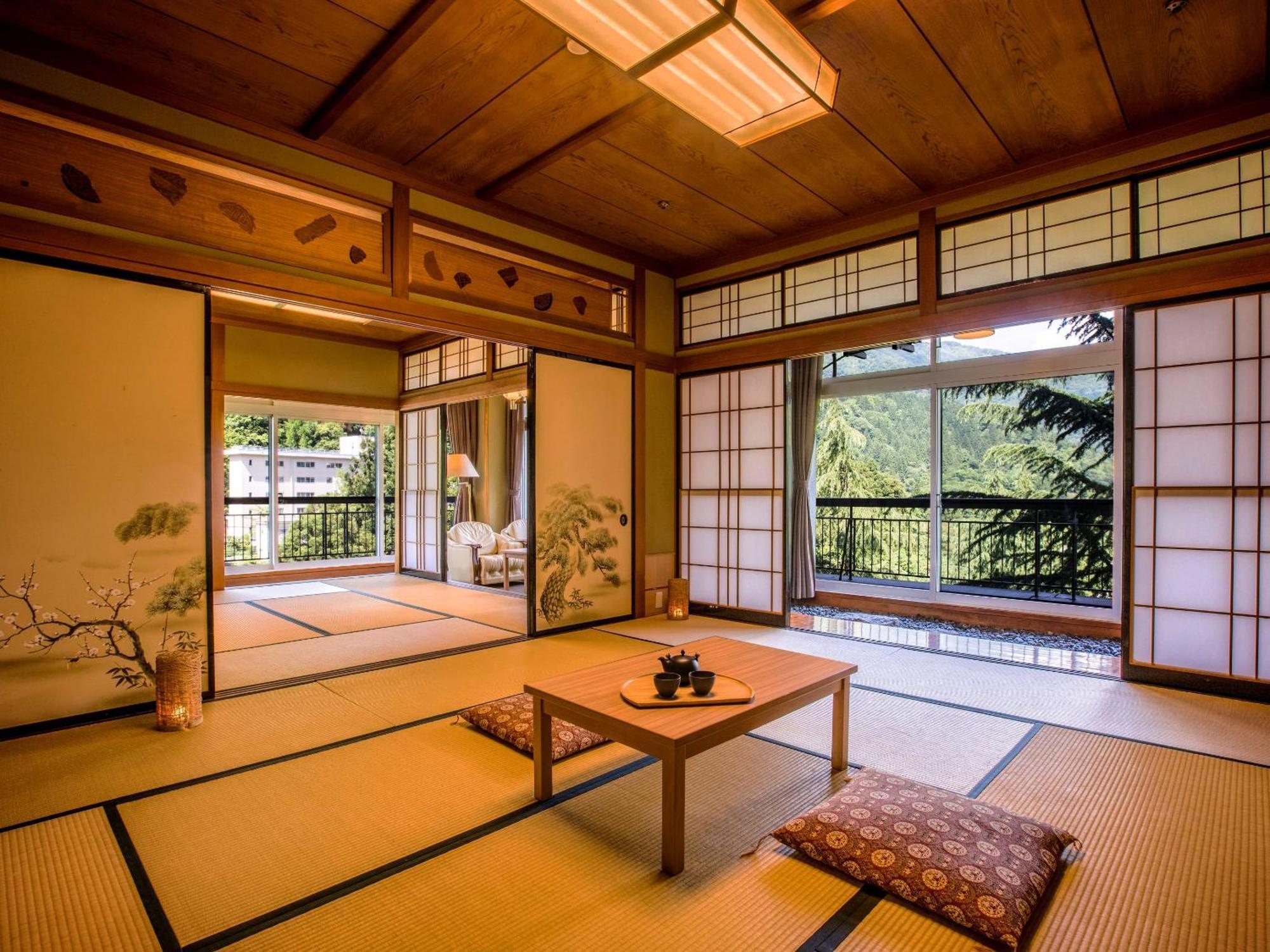 Ooedo Onsen Monogatari Unazuki Grand Hotel 黒部市 外观 照片